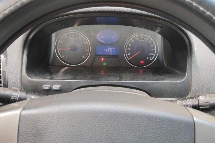 Used Geely Auto Classic Emgrand 2013 Sedan 1.5L Manual Entry-Level Model Instrument Cluster