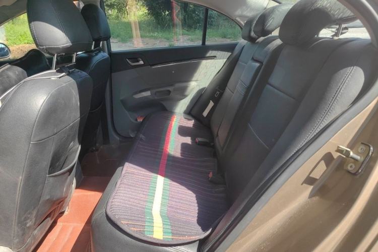 Used Geely Auto Classic Emgrand 2013 Sedan 1.5L Manual Entry-Level Model Left Rear Seat