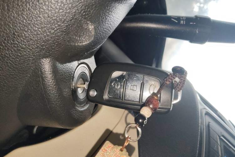 Used Geely Auto Classic Emgrand 2013 Sedan 1.8L Manual Elite Model Vehicle Key