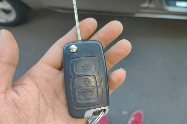 Used Geely Auto Classic Emgrand 2013 Sedan 1.5L Manual Entry-Level Model Vehicle Key