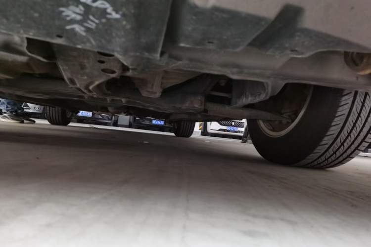 Used Geely Auto Classic Emgrand 2013 Sedan 1.5L Manual Entry-Level Model Chassis Front Left