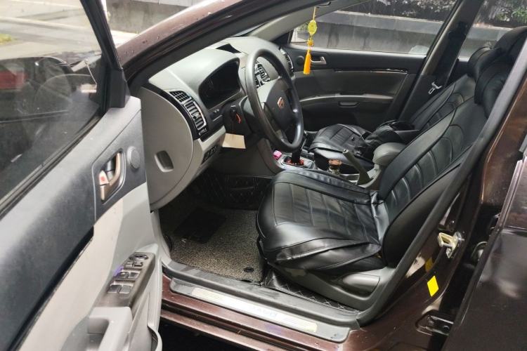 Used Geely Auto Classic Emgrand 2013 Sedan 1.5L Manual Entry-Level Model Driver Seat