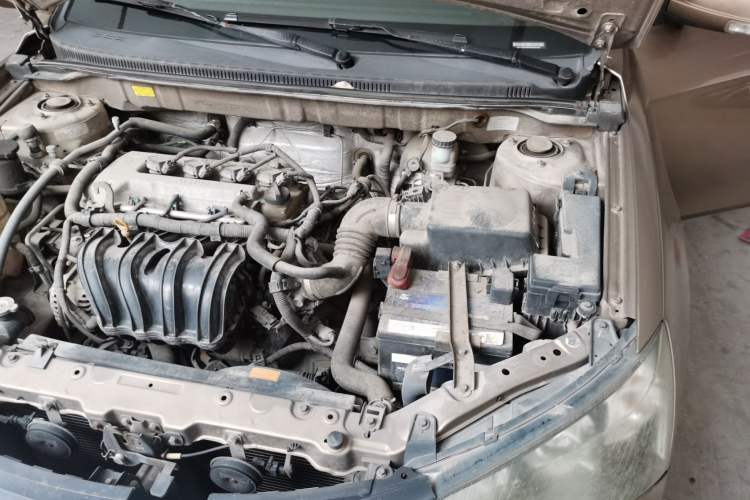 Used Geely Auto Classic Emgrand 2013 Sedan 1.5L Manual Entry-Level Model Engine Bay Left