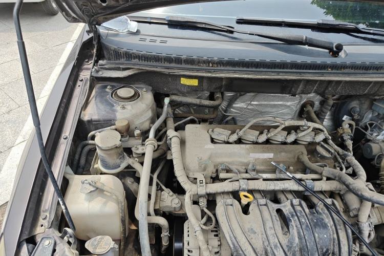 Used Geely Auto Classic Emgrand 2013 Hatchback 1.5L Manual Entry-Level Model Engine Bay Right