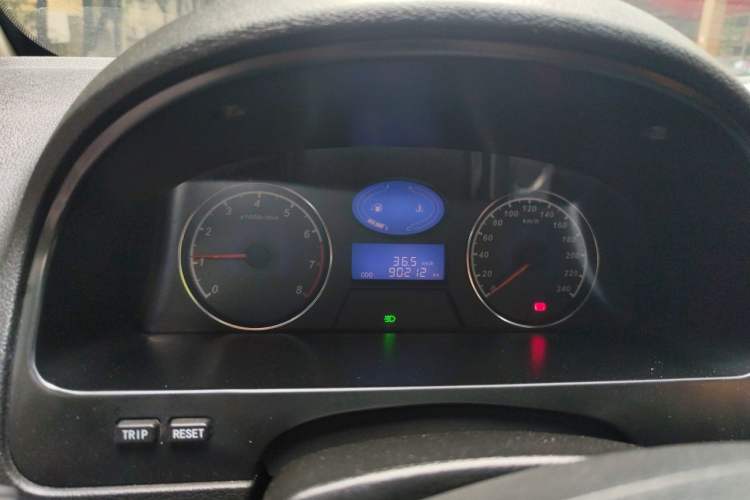 Used Geely Auto Classic Emgrand 2013 Sedan 1.5L Manual Entry-Level Model Instrument Cluster