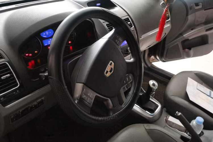 Used Geely Auto Classic Emgrand 2013 Sedan 1.5L Manual Entry-Level Model Steering Wheel