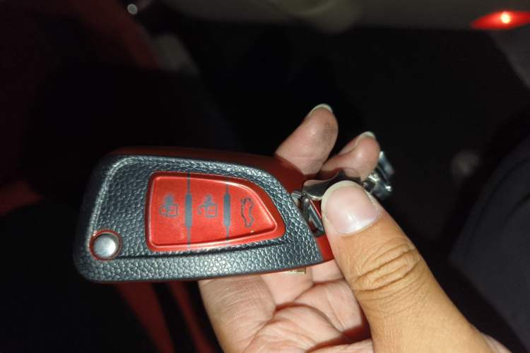 Used Geely Auto Classic Emgrand 2013 Sedan 1.5L Manual Elite Model Vehicle Key