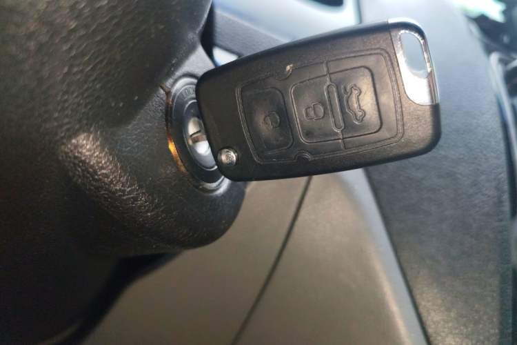 Used Geely Auto Classic Emgrand 2013 Sedan 1.5L Manual Entry-Level Model Vehicle Key