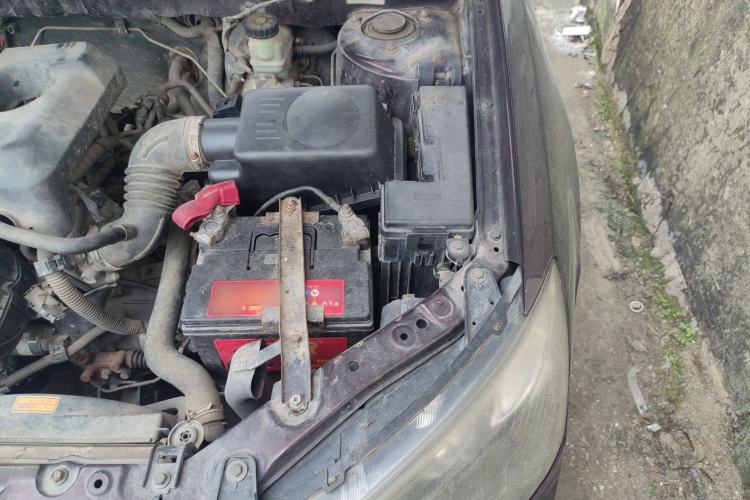 Used Geely Auto Classic Emgrand 2013 Sedan 1.5L Manual Entry-Level Model Engine Bay Left