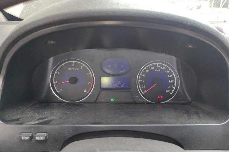 Used Geely Auto Classic Emgrand 2013 Sedan 1.5L Manual Entry-Level Model Instrument Cluster