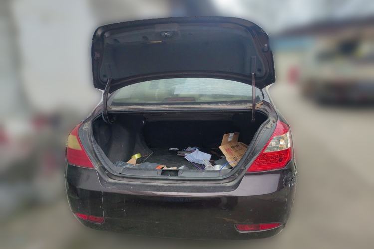 Used Geely Auto Classic Emgrand 2013 Sedan 1.5L Manual Entry-Level Model Trunk