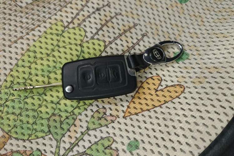 Used Geely Auto Classic Emgrand 2013 Hatchback 1.5L Manual Entry-Level Model Vehicle Key