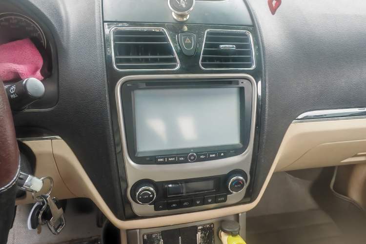 Used Geely Auto Classic Emgrand 2013 Sedan 1.8L Manual Elite Model Audio And AC Panel