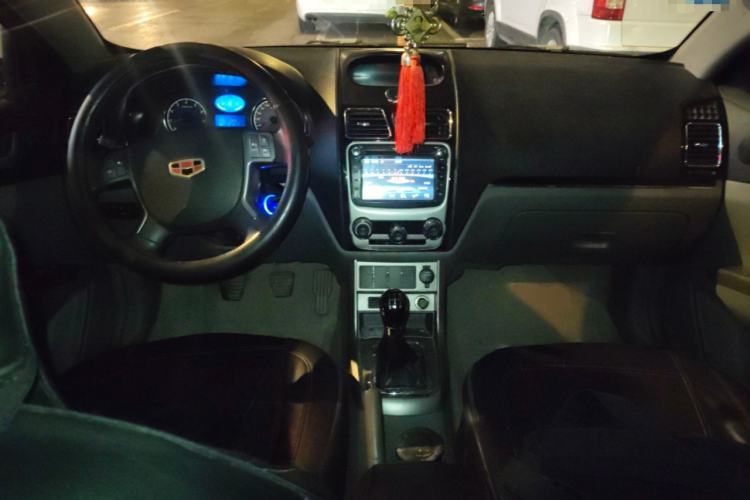 Used Geely Auto Classic Emgrand 2013 Sedan 1.5L Manual Entry-Level Model Center Console