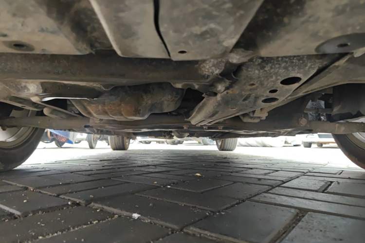 Used Geely Auto Classic Emgrand 2013 Sedan 1.5L Manual Elite Model Chassis Front