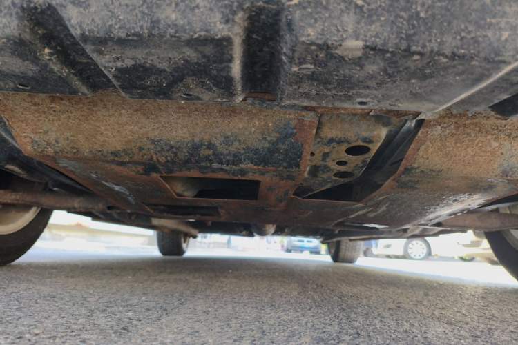 Used Geely Auto Classic Emgrand 2013 Sedan 1.5L Manual Elite Model Chassis Front