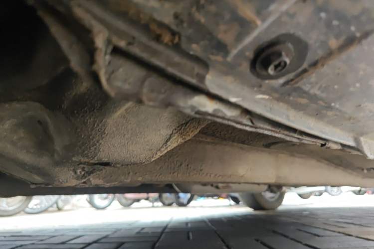Used Geely Auto Classic Emgrand 2013 Sedan 1.5L Manual Elite Model Chassis Front Left