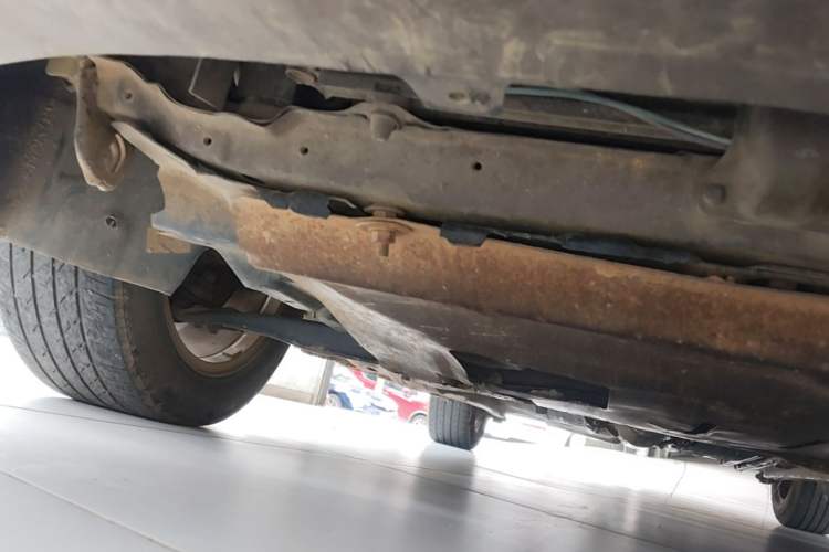 Used Geely Auto Classic Emgrand 2013 Sedan 1.5L Manual Entry-Level Model Chassis Front Right