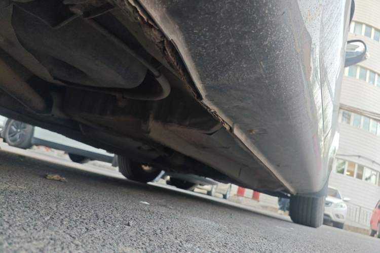 Used Geely Auto Classic Emgrand 2013 Sedan 1.5L Manual Entry-Level Model Chassis Rear Right