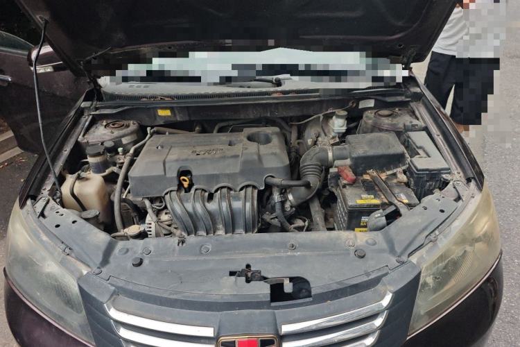 Used Geely Auto Classic Emgrand 2013 Sedan 1.5L Manual Entry-Level Model Engine Bay