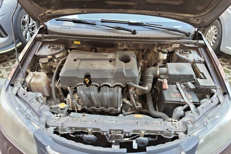 Used Geely Auto Classic Emgrand 2013 Sedan 1.5L Manual Entry-Level Model Engine Bay