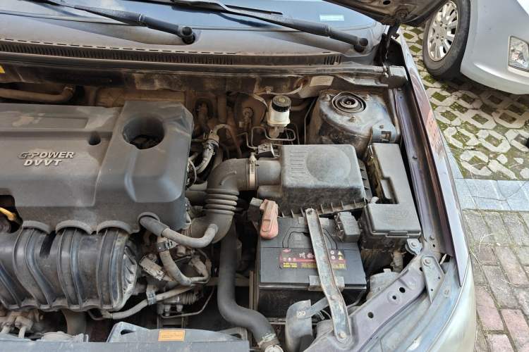 Used Geely Auto Classic Emgrand 2013 Sedan 1.5L Manual Entry-Level Model Engine Bay Left