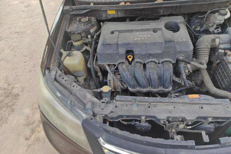 Used Geely Auto Classic Emgrand 2013 Sedan 1.8L Manual Elite Model Engine Bay Right