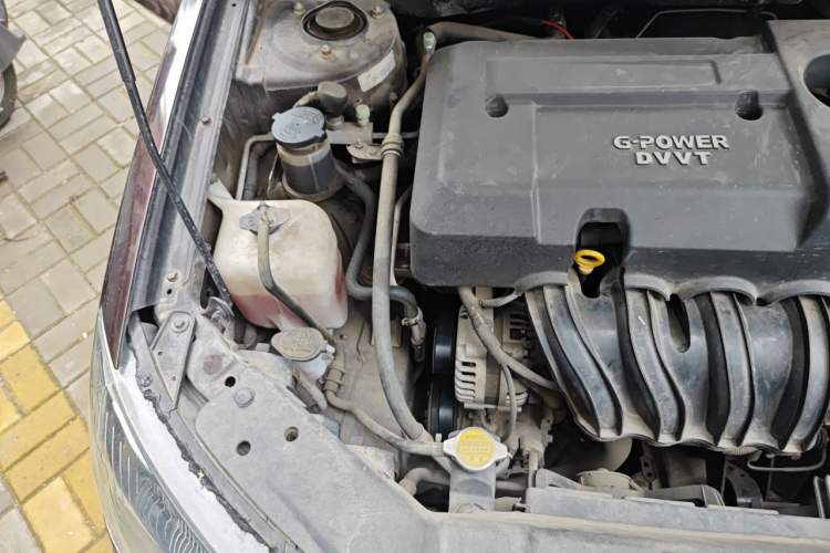 Used Geely Auto Classic Emgrand 2013 Sedan 1.5L Manual Elite Model Engine Bay Right