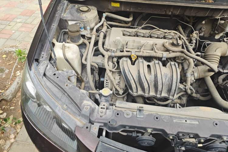Used Geely Auto Classic Emgrand 2013 Hatchback 1.5L Manual Entry-Level Model Engine Bay Right