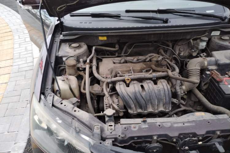 Used Geely Auto Classic Emgrand 2013 Sedan 1.5L Manual Entry-Level Model Engine Bay Right