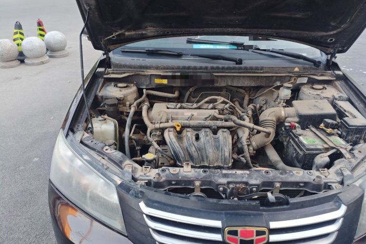 Used Geely Auto Classic Emgrand 2013 Sedan 1.5L Manual Entry-Level Model Engine Bay Right