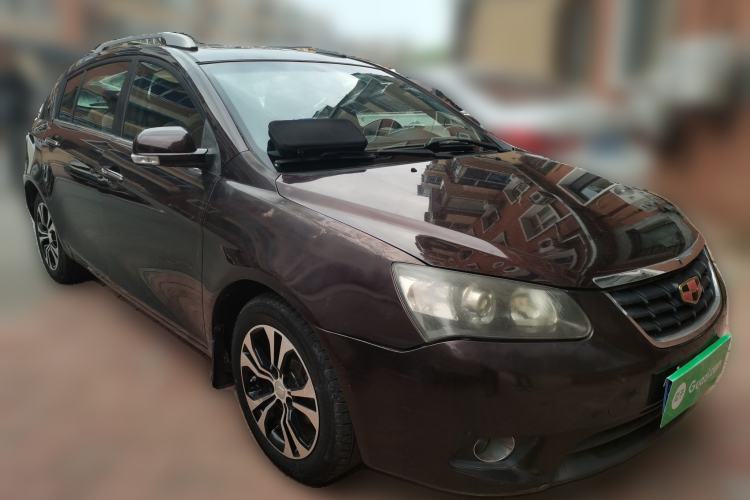 Used Geely Auto Classic Emgrand 2013 Hatchback 1.5L Manual Luxury Model Front Right 45 Deg