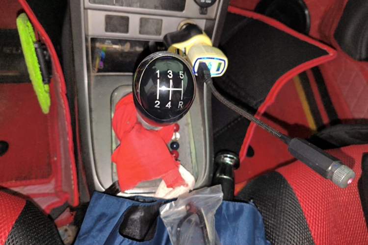 Used Geely Auto Classic Emgrand 2013 Hatchback 1.5L Manual Entry-Level Model Gear Lever