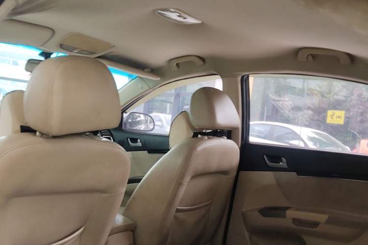Used Geely Auto Classic Emgrand 2013 Sedan 1.5L Manual Entry-Level Model Headliner