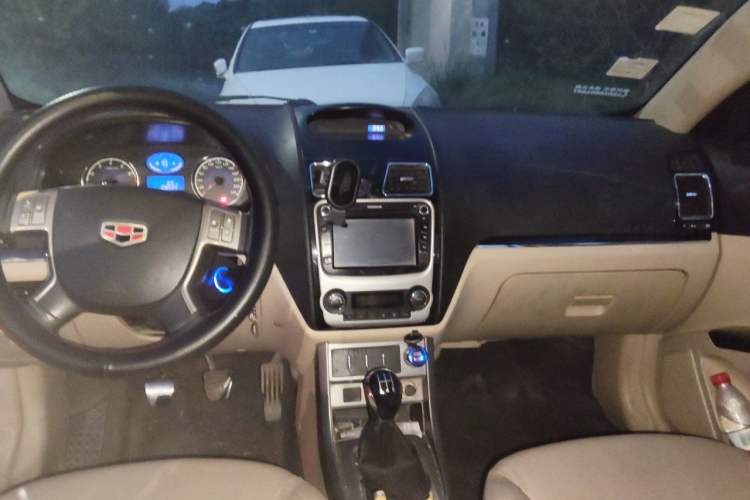 Used Geely Auto Classic Emgrand 2013 Sedan 1.5L Manual Elite Model Headliner