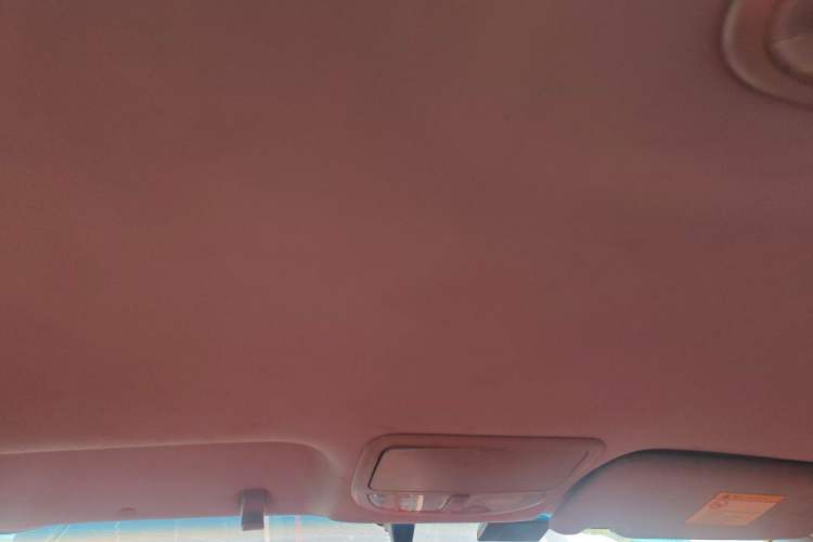 Used Geely Auto Classic Emgrand 2013 Sedan 1.5L Manual Entry-Level Model Headliner