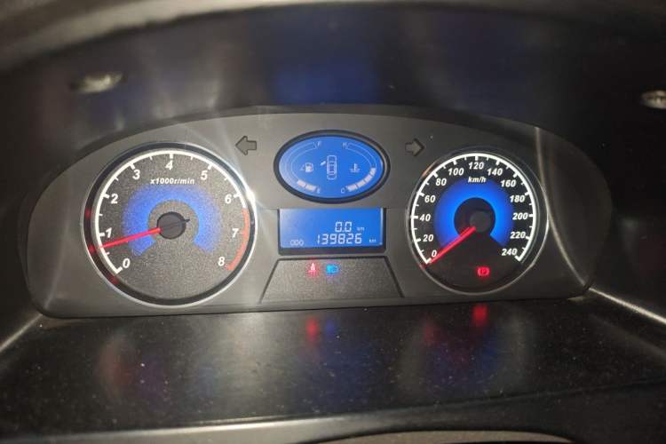 Used Geely Auto Classic Emgrand 2013 Sedan 1.5L Manual Entry-Level Model Instrument Cluster