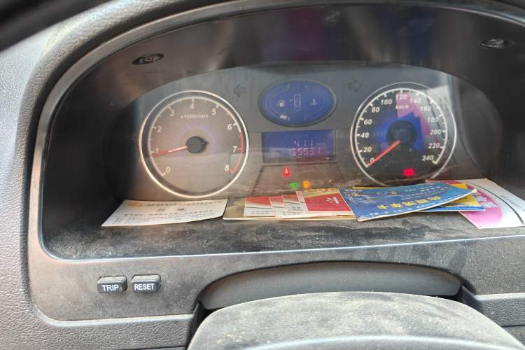 Used Geely Auto Classic Emgrand 2013 Sedan 1.5L Manual Entry-Level Model Instrument Cluster