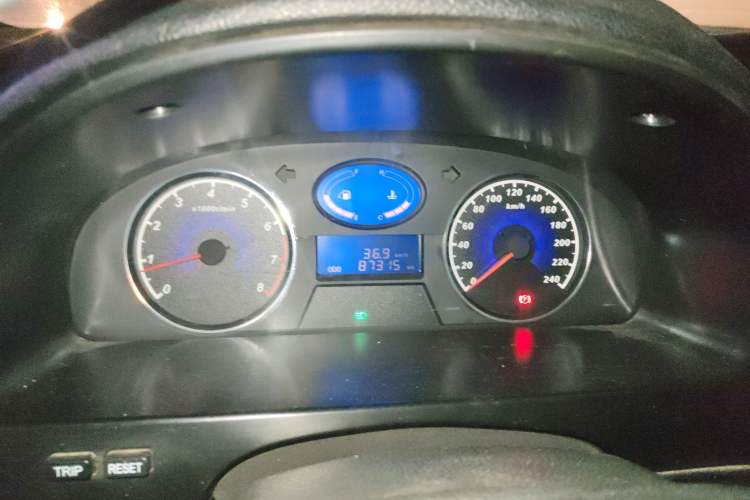 Used Geely Auto Classic Emgrand 2013 Sedan 1.5L Manual Entry-Level Model Instrument Cluster