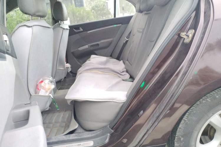 Used Geely Auto Classic Emgrand 2013 Sedan 1.5L Manual Entry-Level Model Left Rear Seat