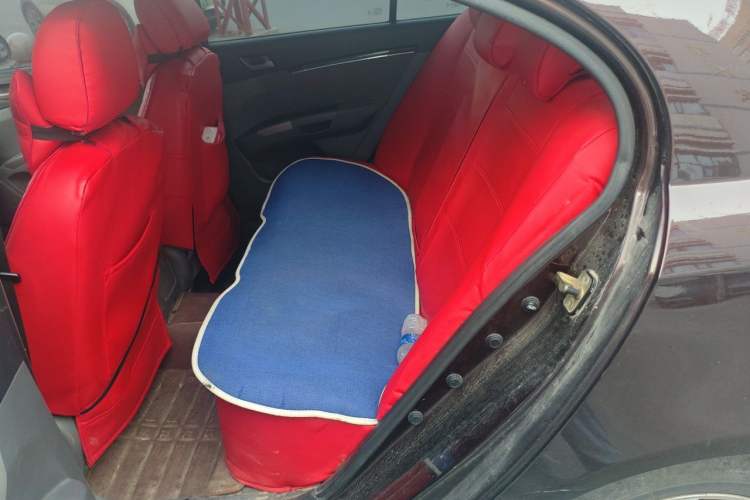 Used Geely Auto Classic Emgrand 2013 Sedan 1.5L Manual Entry-Level Model Left Rear Seat