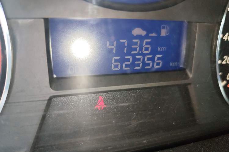 Used Geely Auto Classic Emgrand 2013 Hatchback 1.5L Manual Elite Model Odometer Close Up