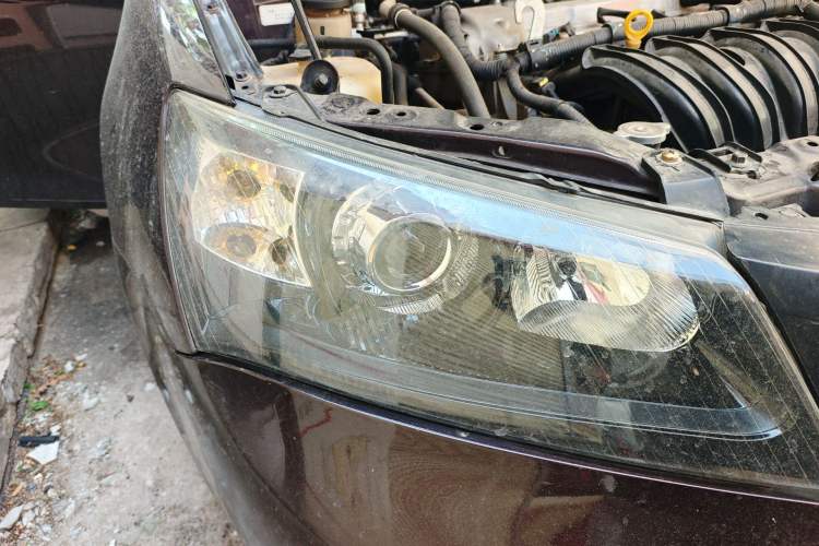 Used Geely Auto Classic Emgrand 2013 Sedan 1.5L Manual Entry-Level Model Right Front Headlight