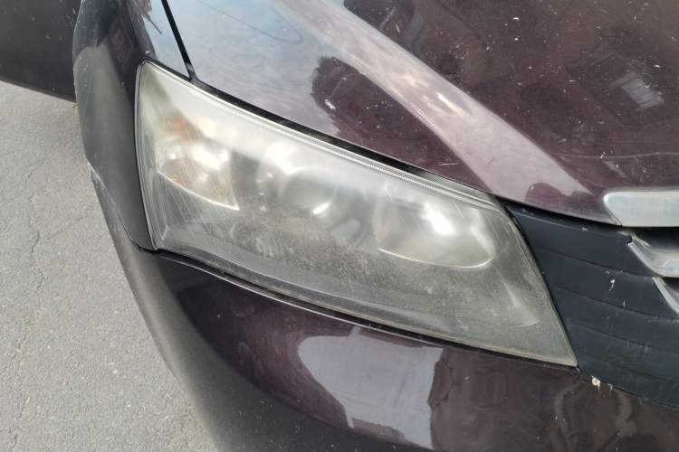 Used Geely Auto Classic Emgrand 2013 Sedan 1.8L Manual Elite Model Right Front Headlight