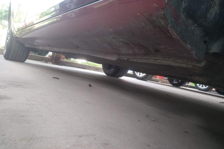 Used Geely Auto Classic Emgrand 2013 Hatchback 1.8L CVT Elite Model Right Side Sill