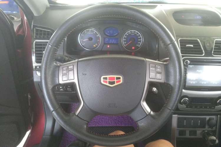 Used Geely Auto Classic Emgrand 2013 Hatchback 1.8L CVT Elite Model Steering Wheel