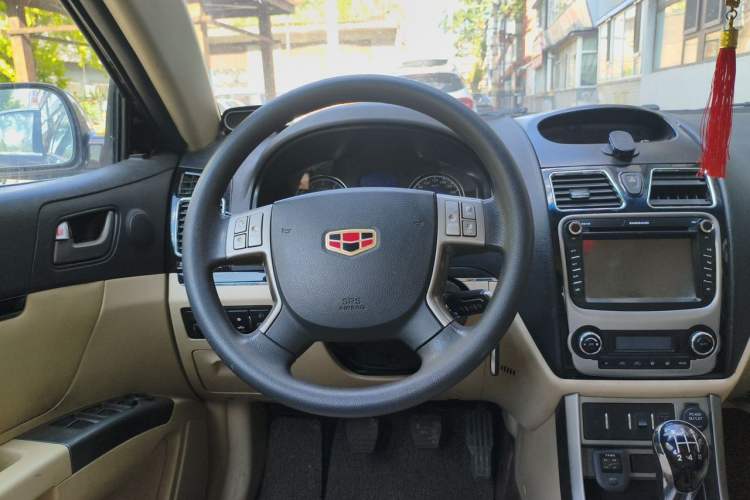 Used Geely Auto Classic Emgrand 2013 Sedan 1.5L Manual Elite Model Steering Wheel