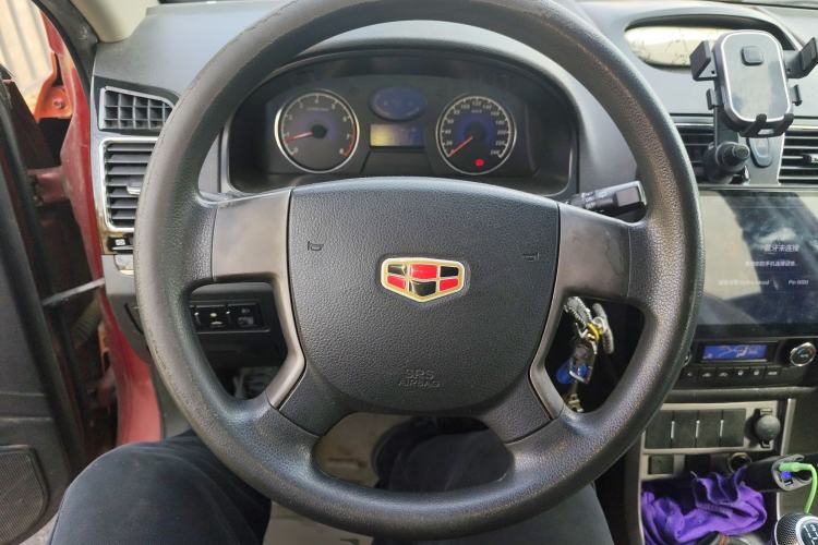 Used Geely Auto Classic Emgrand 2013 Hatchback 1.5L Manual Elite Model Steering Wheel