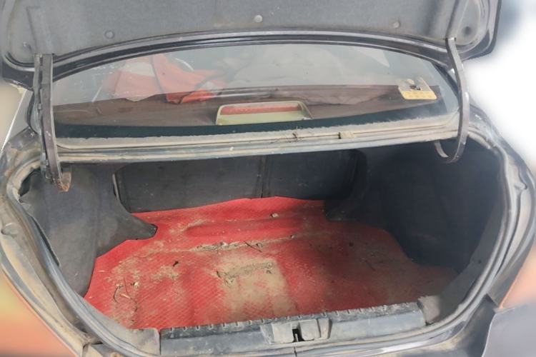 Used Geely Auto Classic Emgrand 2013 Sedan 1.5L Manual Entry-Level Model Trunk