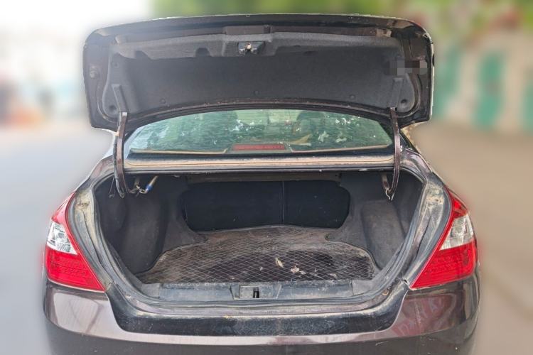 Used Geely Auto Classic Emgrand 2013 Sedan 1.5L Manual Entry-Level Model Trunk